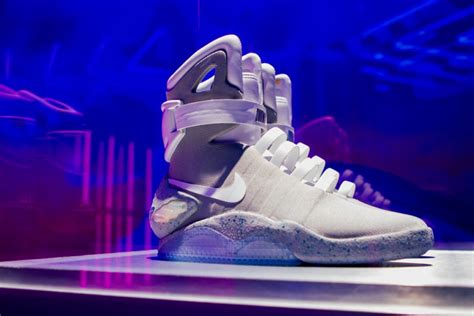 nike mag price
